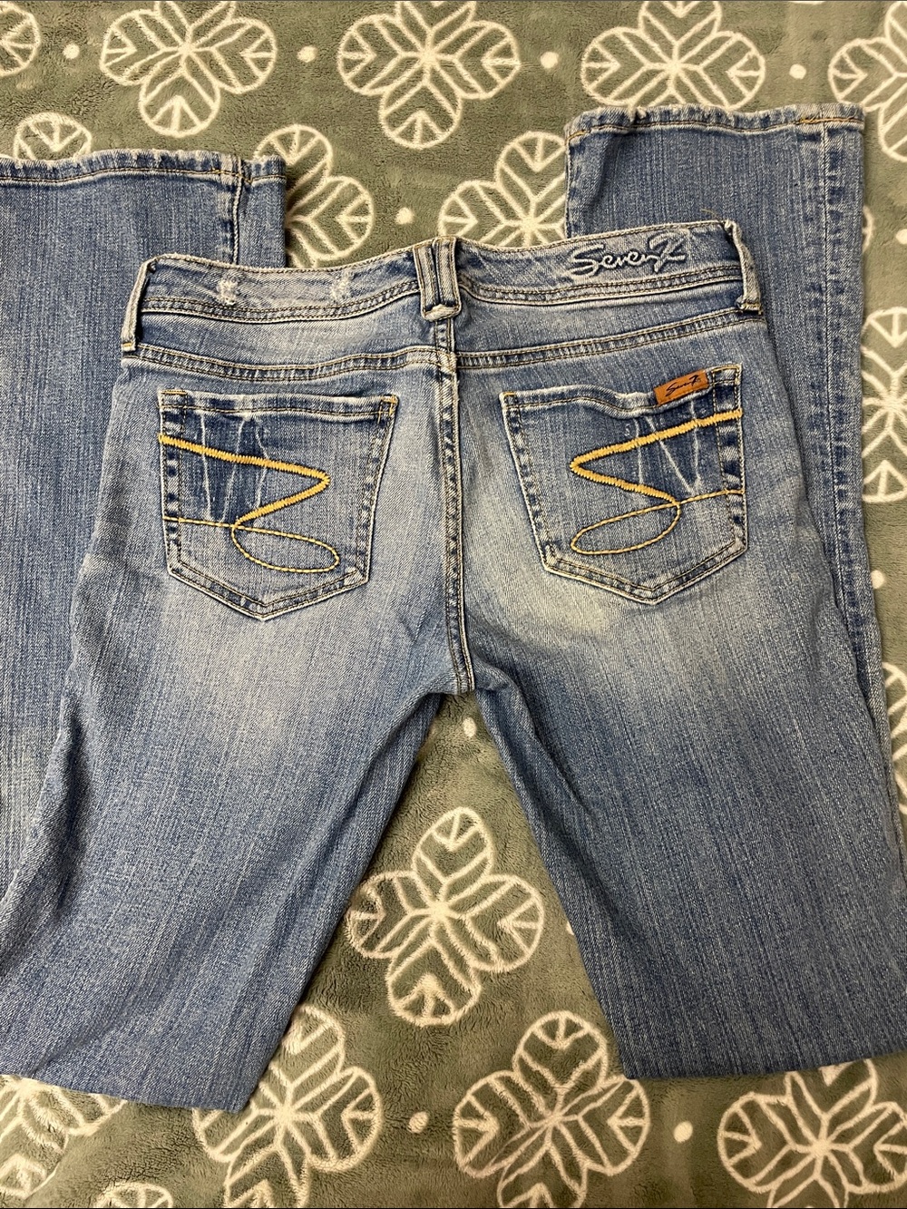 RARE Vintage y2k 2000s Seven7 Medium-Light Blue Boot Cut Stretch Jeans 27 Long